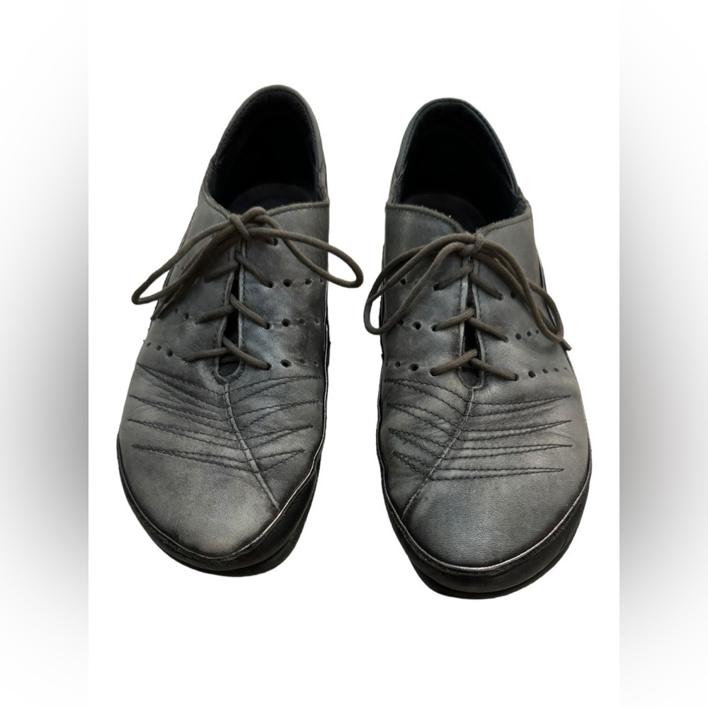 NAOT Kumara Lace Up Foggy Gray Leather Shoes Women's Size 8